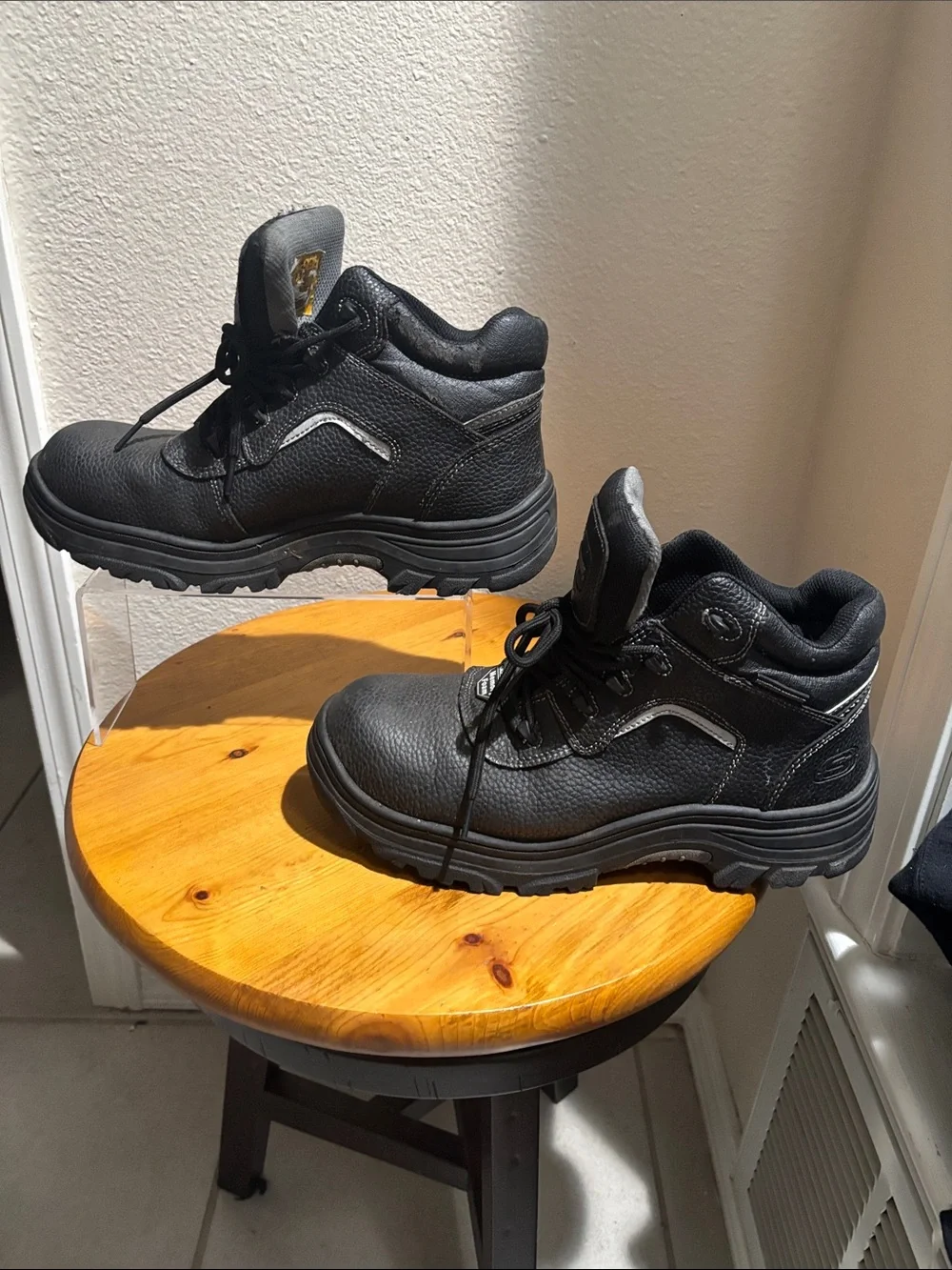 Skechers Men’s Black High-Top Work Boots with Memory Foam 10.5